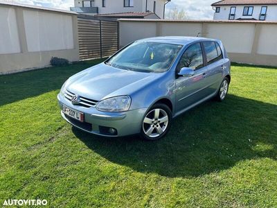 second-hand VW Golf V 