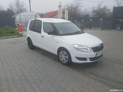 Second-hand Skoda Roomster 75 CP (55 kW) 2013 Monovolum