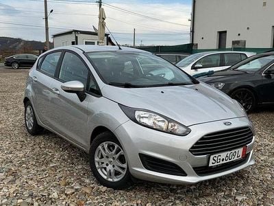 Culoareargint Second-hand 2014 Ford Fiesta Champions Edition | 4.300 EUR (Preț OK)