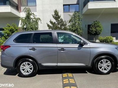 second-hand Mitsubishi Outlander 2.2L DI-D AS&G 6MT 4WD Instyle A60