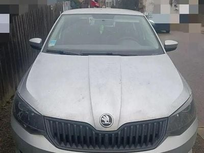 Culoareargint Second-hand 2015 Skoda Fabia Active | 5.500 EUR (Preț OK)