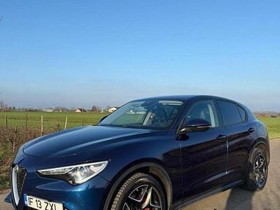 Second-hand Alfa Romeo Stelvio Super 190 CP (139 kW) 2020 Culoarealbastru SUV