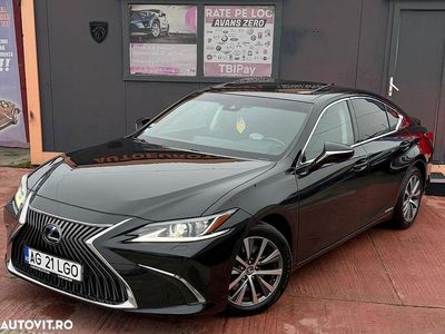 Culoarenegru Second-hand 2020 Lexus ES300H Executive Line Berlinǎ | 26.900 EUR