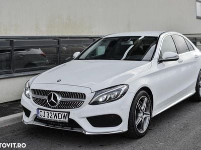 Second-hand Mercedes C220 AMG line 170 CP (125 kW) 2017 Culoarealb Berlinǎ