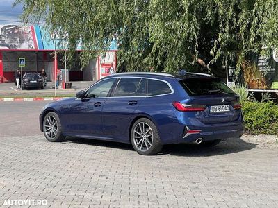 Albastru Utilizat 2020 BMW 320 Break | 22.000 EUR (Preț OK)