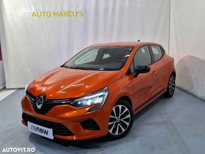 Culoareportocaliu Utilizat 2022 Renault Clio V Zen | 12.300 EUR