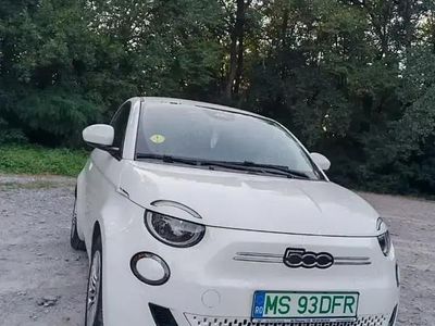 Second-hand Fiat 500e 66 kW (90 CP) 2023 Berlinǎ