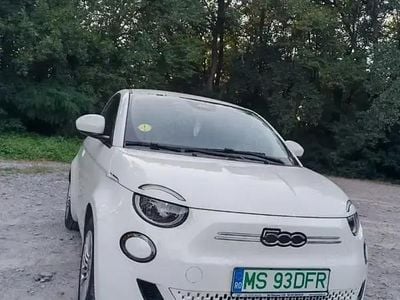 Utilizat 2023 Fiat 500e Berlinǎ | 19.000 EUR