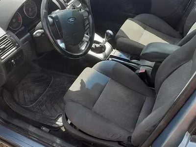Utilizat 2000 Ford Mondeo Berlinǎ | 4.000 EUR
