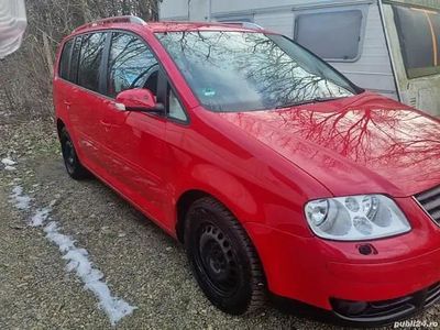Rosu Utilizat 2006 VW Touran Monovolum | 1.900 EUR