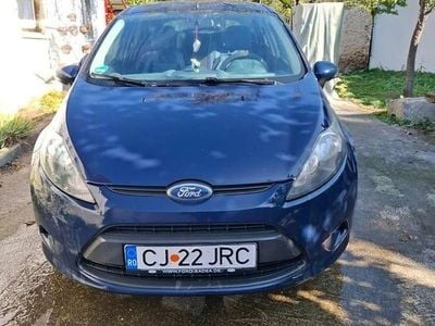 Culoarealbastru Utilizat 2010 Ford Fiesta SE Hatchback | 3.750 EUR (Preț OK)