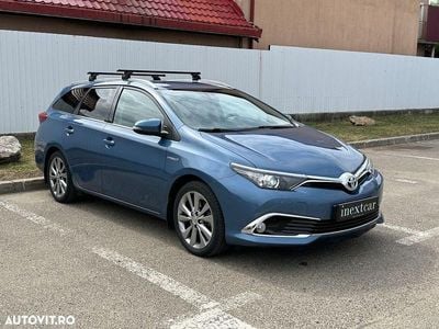 Toyota Auris Hybrid