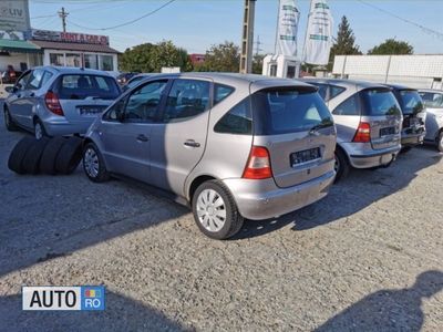 second-hand Mercedes A140 benzin clima berlina