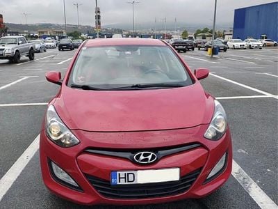 Roșu Second-hand 2014 Hyundai i30 Hatchback | 6.300 EUR (Preț OK)