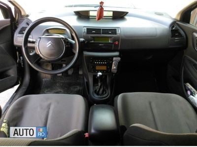 Second-hand Citroën C4 110 CP (80 kW) 2005 Negru Coupe