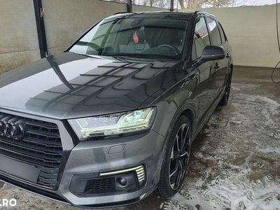 Culoaregri Second-hand 2018 Audi Q7 S-Line SUV | 29.990 EUR (Preț bun)