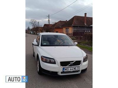 second-hand Volvo C30 2009 1.6 benzină