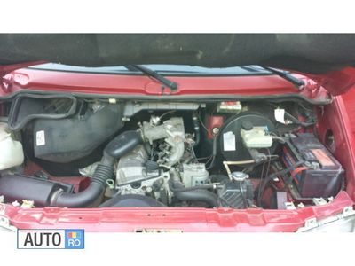 Second-hand Mercedes Sprinter 80 CP (58 kW) 1998 Rosu Van