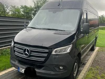 Negru Utilizat 2020 Mercedes Sprinter Van | 30.000 EUR