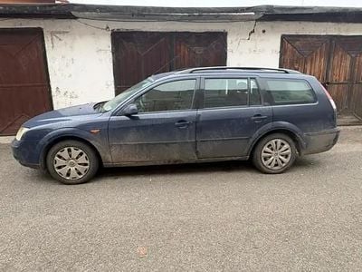 Utilizat 2002 Ford Mondeo Break | 700 EUR (Puțin scump)