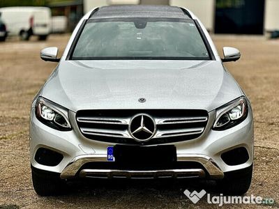 Mercedes GLC300