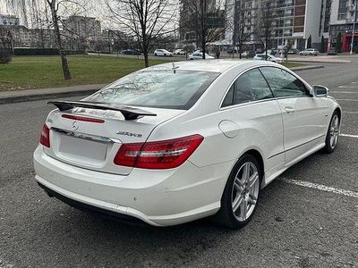 Second-hand Mercedes E250 Edition 204 CP (150 kW) 2009 Culoarealb Coupe