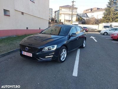 Second-hand Volvo V60 Summum 280 CP (205 kW) 2014 Culoaregri Break