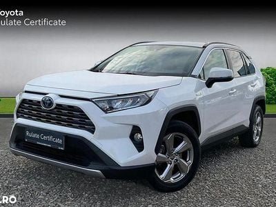 Second-hand Toyota RAV4 Hybrid 222 CP (163 kW) 2021 Culoarealb SUV