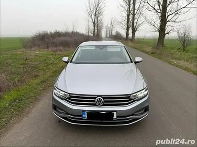 Argintiu Utilizat 2020 VW Passat Berlinǎ | 19.300 EUR (Preț OK)