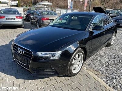 Second-hand Audi A5 Sportback Sport 177 CP (130 kW) 2014 Culoarenegru Hatchback