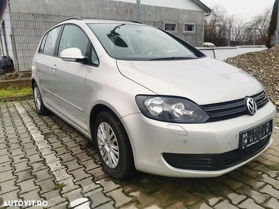 Culoareargint Utilizat 2010 VW Golf VI Edition Hatchback | 4.600 EUR (Preț OK)