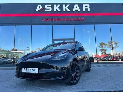 Culoarenegru Utilizat 2022 Tesla Model Y SUV | 38.500 EUR