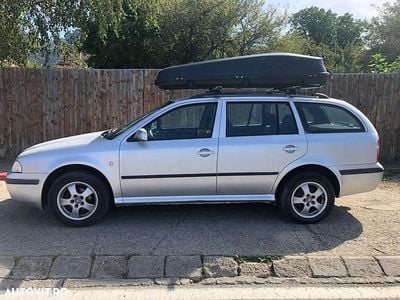 Culoaregri Utilizat 2001 Skoda Octavia Break | 1.600 EUR