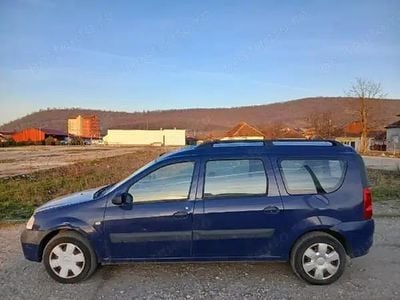 Second-hand Dacia Logan 90 CP (66 kW) 2008 Albastru Hatchback