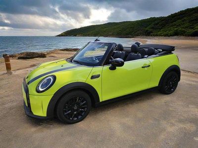 Utilizat 2023 Mini Cooper Classic Hatchback | 31.748 EUR (Scump)