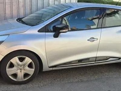 Second-hand Renault Clio IV 75 CP (55 kW) 2015 Gri Berlinǎ