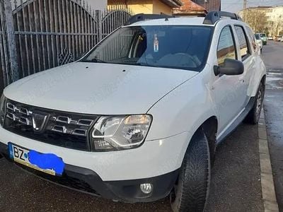 Alb Utilizat 2016 Dacia Duster SUV | 7.100 EUR (Super Preț)