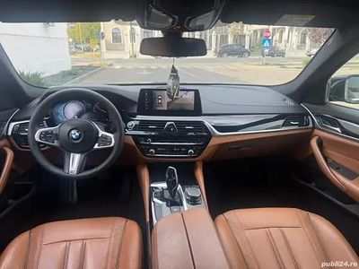 Utilizat 2018 BMW 520 M Sport Berlinǎ | 23.500 EUR (Scump)