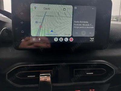 Second-hand Dacia Sandero Stepway 90 CP (66 kW) 2024 Verde Berlinǎ