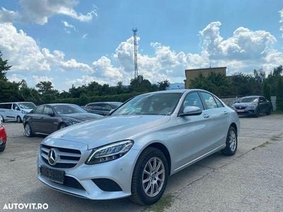 Mercedes C180