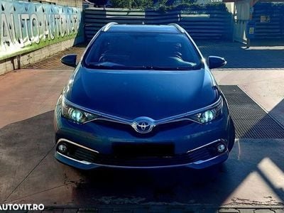 Toyota Auris Hybrid