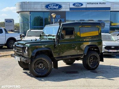 Second-hand Land Rover Defender 85 CP (62 kW) 2000 Culoareverde SUV