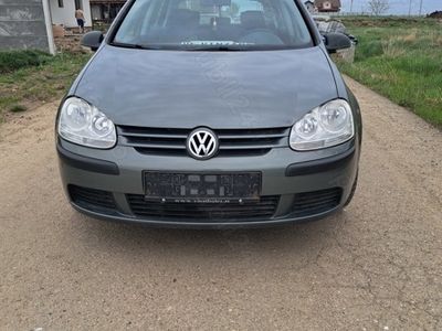 VW Golf V