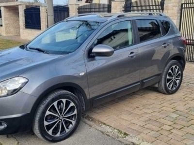 second-hand Nissan Qashqai 4x4 Automat Euro 5 2.0 dCi Panoramic