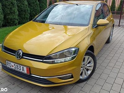 Culoaregalbeuriu Utilizat 2017 VW Golf Comfortline Berlinǎ | 12.490 EUR (Puțin scump)