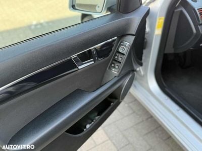 Mercedes C200