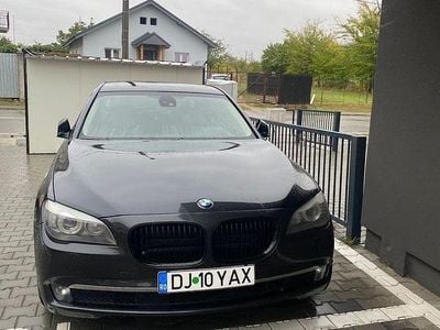 BMW 730