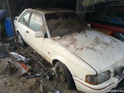 second-hand Ford Escort 