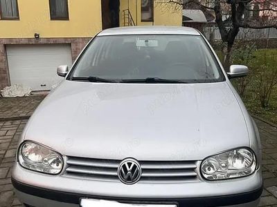 Utilizat 2003 VW Golf IV SE Berlinǎ | 4.500 EUR