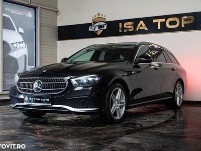 Second-hand Mercedes E300 Exclusive 306 CP (225 kW) 2021 Culoarenegru Break